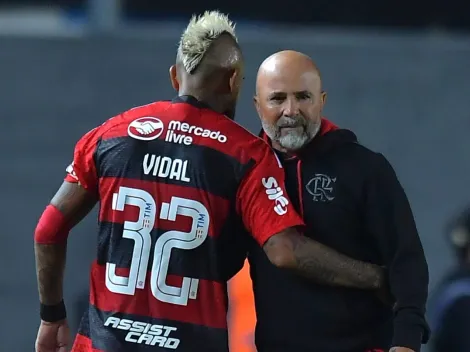 "Es un perdedor": Vidal destrozó a Sampaoli tras irse de Flamengo
