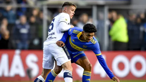 Ignacio Miramón enfrentando a Boca.