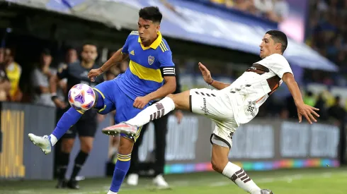 Boca recibe a Platense en La Bombonera.