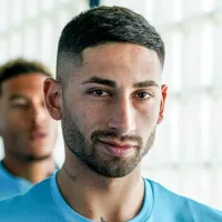 En su presentación oficial en Porto, Alan Varela pidió jugar el domingo