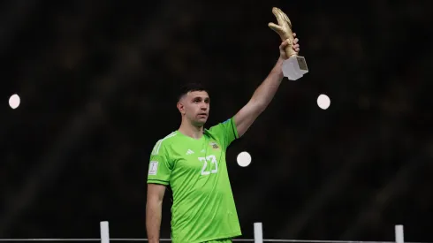 El padre de Dibu Martínez hizo una advertencia a todos los peluqueros del país