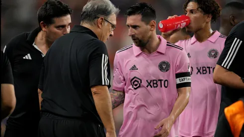 Martino juega al misterio con Messi: "Tenemos que cuidarlo"