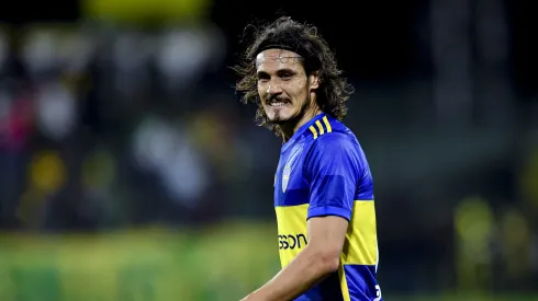FLORENCIO VARELA, ARGENTINA - SEPTEMBER 15: Edinson Cavani of Boca Juniors gestures during a match between Defensa y Justicia and Boca Juniors as part of Group B of Copa de la Liga Profesional 2023 at Estadio Norberto Tomaghello on September 15, 2023 in Florencio Varela, Argentina. (Photo by Marcelo Endelli/Getty Images)