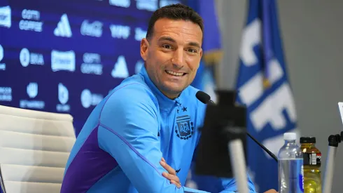 ¡Era un chiste! Scaloni propuso a Pujato como sede para el Mundial de 2030