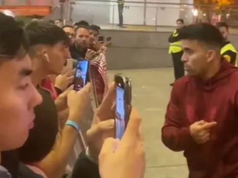 El 'Huevo' Acuña encaró a un hincha del Sevilla que lo insultaba tras el derbi contra Betis