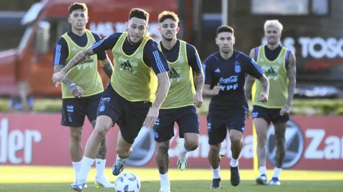 Ocampos sufrió una molestia en el entrenamiento del miércoles.