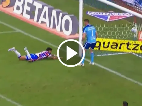 VIDEO | Brítez se metió el gol en contra más insólito del año en Brasil