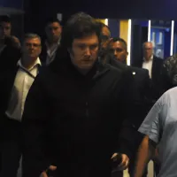 El polémico like de Milei tras los abucheos que recibió en La Bombonera: \'Re democrático che\'