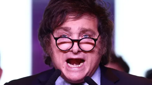 Milei y su relación con el fútbol, otro capítulo más.