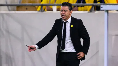 Nueva derrota de Gallardo con Al Ittihad y con polémicas decisiones.