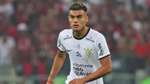 Fausto Vera seguirá, por ahora, en Corinthians.