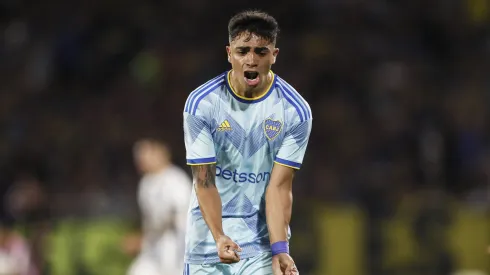 El delantero de Boca festeja su gol ante Talleres.