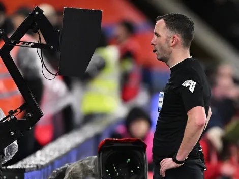 Histórico: repetirán un partido debido a un error del VAR