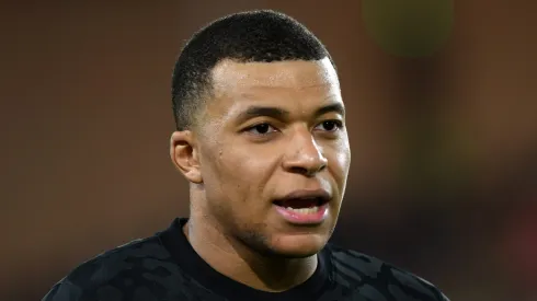 Los ultras del PSG atacaron a Mbappé.