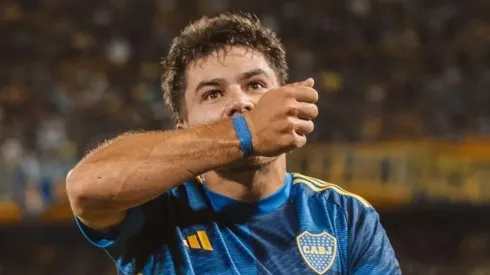 Lucas Blondel le dedicó el gol a Morena Beltrán.