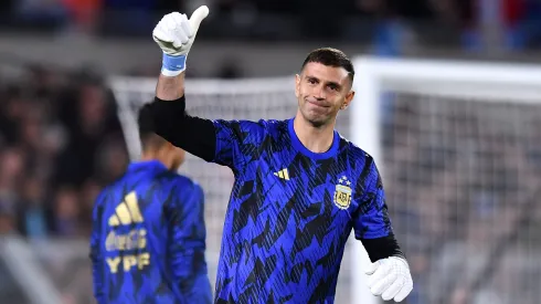 Dibu Martínez tiene un extravagante look que estrenará ante El Salvador