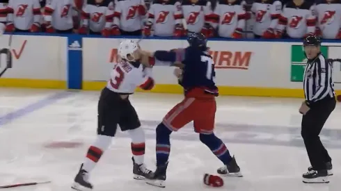 batalla campal en el hockey sobre hielo