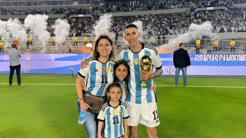 La esposa del jugador de la Selección Argentina no querría regresar al país.