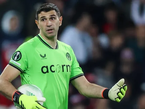 Emery respaldó a Dibu Martínez pese a su sanción: "Es el mejor"