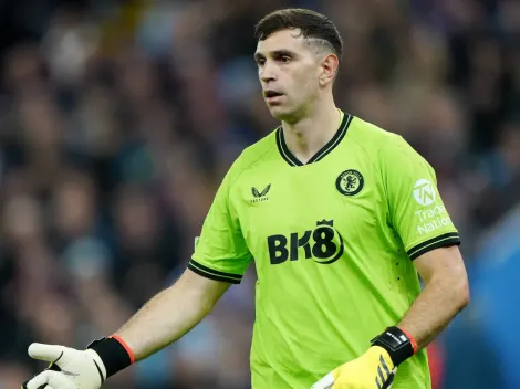 El contratiempo que puede sufrir Dibu Martínez en Aston Villa por culpa de su ex club, Arsenal