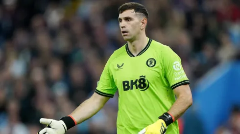 Dibu Martínez, arquero de Aston Villa.