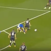 VIDEO  Lo dejó en el piso: el mano a mano viral de Julián Álvarez y el Colo Barco en la Premier League