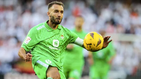 El argentino sufrió una lesión muscular.