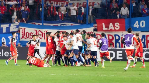 El desafiante posteo del jugador de Nacional que le dio la patada a Rodrigo Aliendro: "Tranquilos todos"