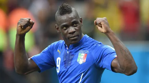 Mario Balotelli, reconocido goleador italiano, se ofreció a jugar en Boca.