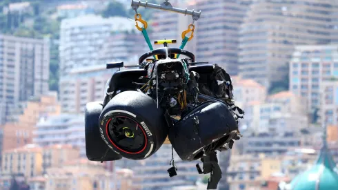 Así quedó el auto de Checo Pérez.