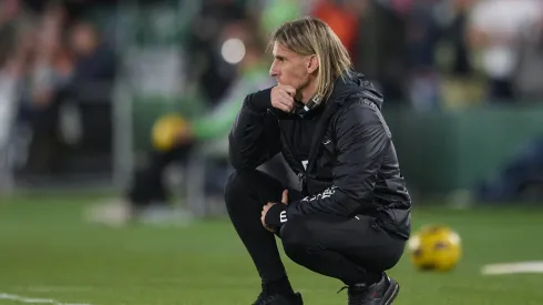 El entrenador argentino renunció a su cargo.