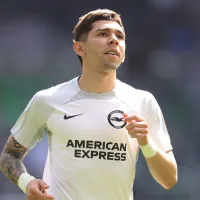 Julio Enciso asistió a La Bombonera tras manifestar su deseo de jugar en Boca