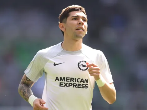 Julio Enciso asistió a La Bombonera tras manifestar su deseo de jugar en Boca