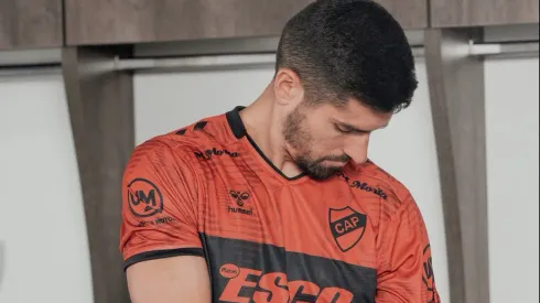 Platense y una camiseta especial para enfrentar a Boca.