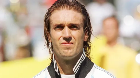 Gabriel Batistuta mostró que disfrutó una jornada de golf junto al neerlandés Ronald De Boer.