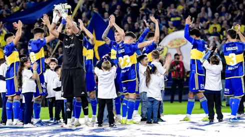 Boca, saludando a su hinchada de cara al partido ante Vélez.