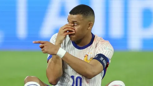 Dura lesión de Mbappé en la Eurocopa.