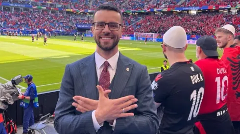 Arlind Sadiku fue expulsado de la Euro.