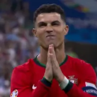 VIDEO El gesto de Cristiano Ronaldo a la tribuna tras anotar en la tanda de penales vs. Eslovenia