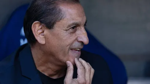 El extécnico de River negocia con Corinthians.