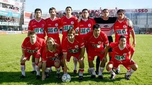 Huracán de Tres Arroyos ascendió a Primera en 2004.