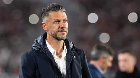 Martín Demichelis le volvió a bajar el pulgar al delantero colombiano.