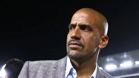 La Brujita Verón se sometió a un ping pong.