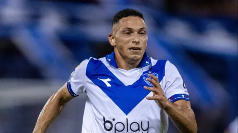 Hinchas y socias de Defensa y Justicia repudian la llegada de un refuerzo acusado de abuso sexual