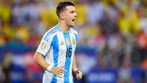 Giovani Lo Celso compartirá plantel con Dibu Martínez.