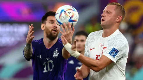 Proponen incluir una regla del handball al fútbol: "El juego se volvería más rápido"