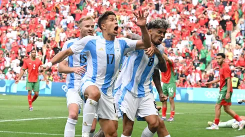 Argentina está obligado a ganar para seguir con chances de clasificar en los Juegos Olímpicos.