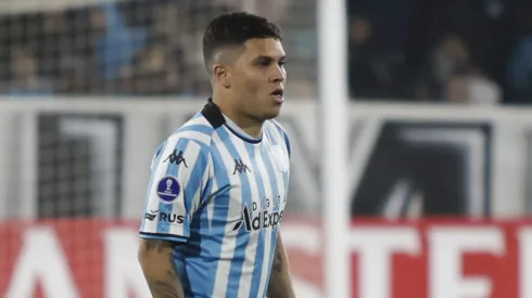 Racing acepta la salida de Juanfer Quintero para 2025