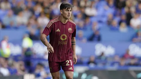 Paulo Dybala en acción con la camiseta de Roma.