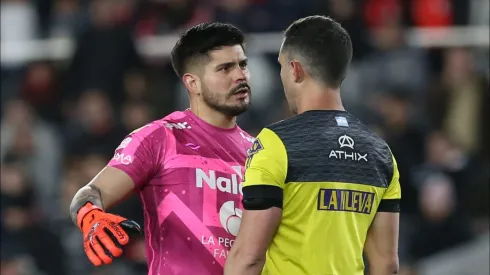 Lucas Acosta, arquero de Sarmiento, detenido por violencia de género